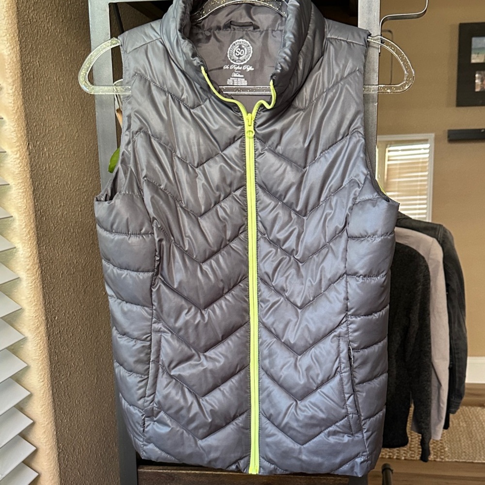 SO Gray Puffer Vest with Neon Yellow Zipper